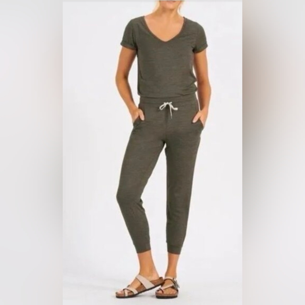 Vuori Olive Green Drawstring Joggers